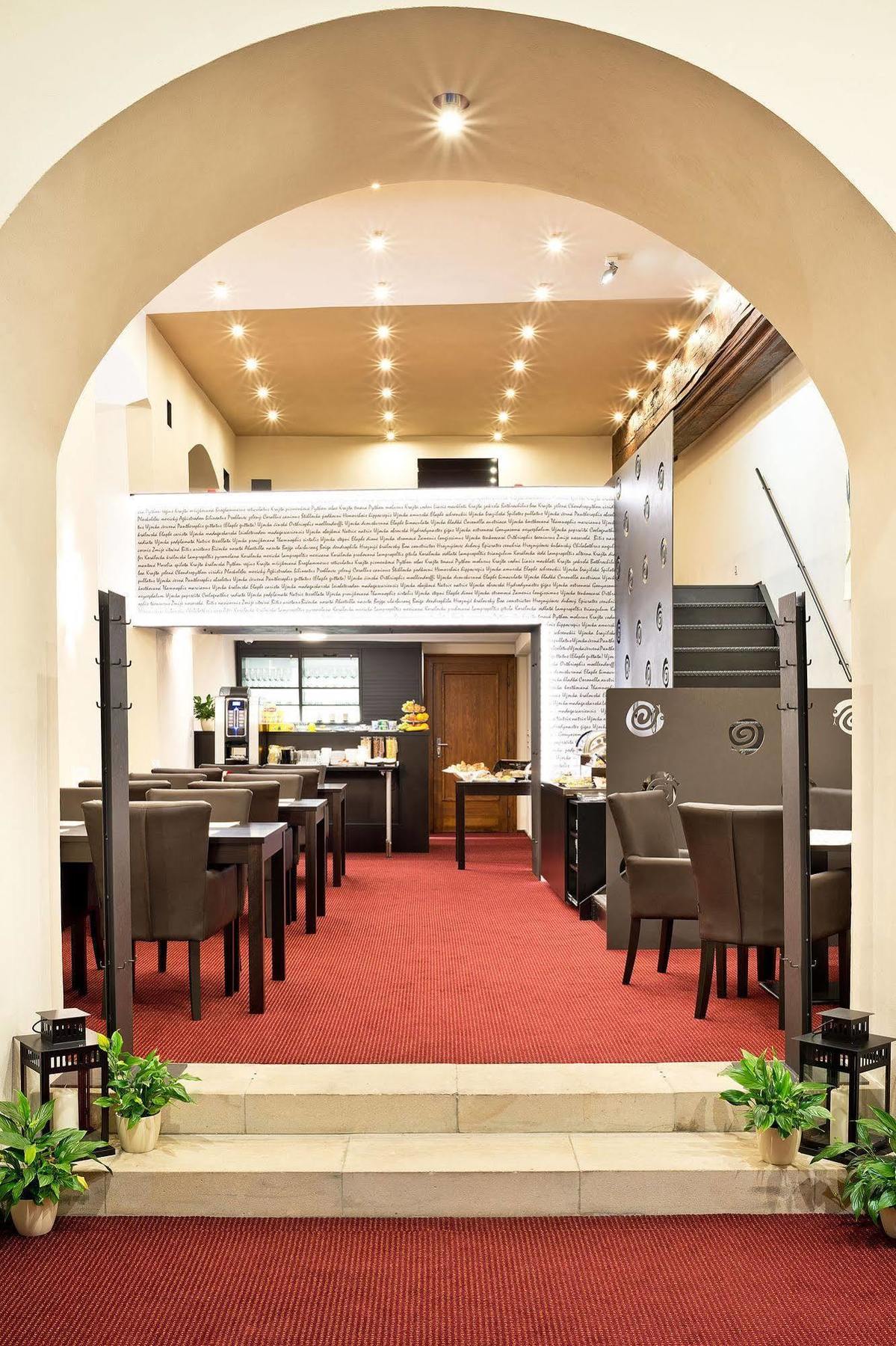 Hotel U Hada Zatec Exterior foto