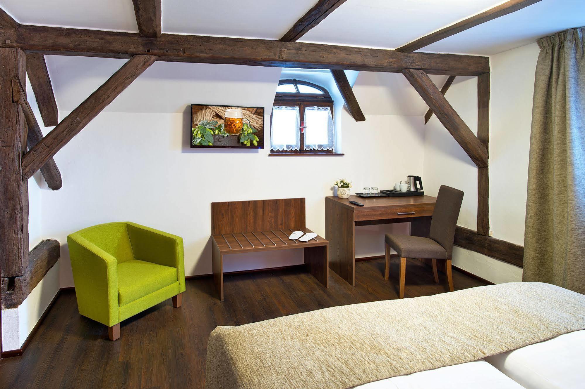 Hotel U Hada Zatec Exterior foto