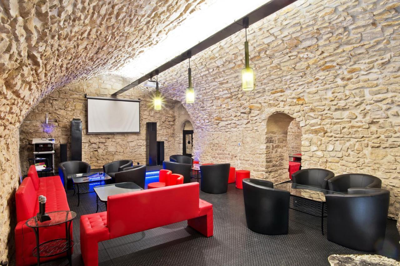 Hotel U Hada Zatec Exterior foto